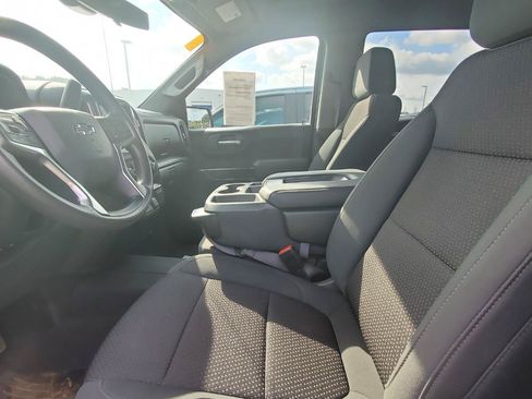 Used 2021 Chevrolet Silverado 1500 Custom Trail Boss w/ Midnight Edition AWD/4WD image 3