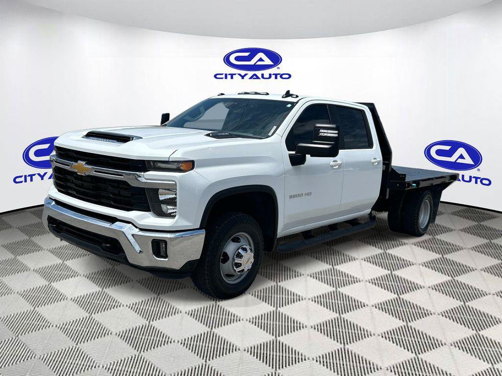 Used 2024 Chevrolet Silverado 3500 LT w/ Convenience Package AWD/4WD image 10