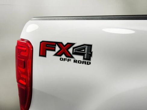 Used 2019 Ford Ranger XLT w/ Equipment Group 302A Luxury AWD/4WD image 4