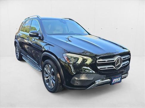 Used 2021 Mercedes-Benz GLE 350 4MATIC image 3