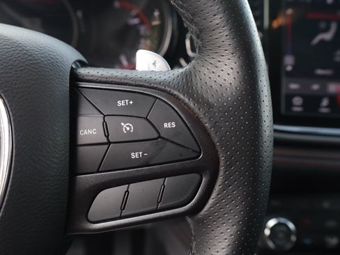 Used 2025 Dodge Durango GT RWD image 22
