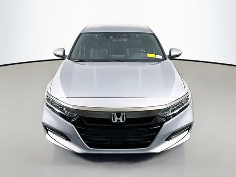 Used 2018 Honda Accord Sport image 2