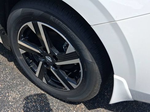 Used 2025 Nissan Sentra SV w/ All-Weather Package FWD image 11