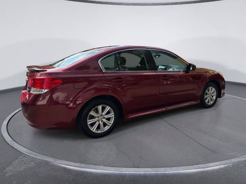Used 2011 Subaru Legacy 2.5i Premium AWD/4WD image 4
