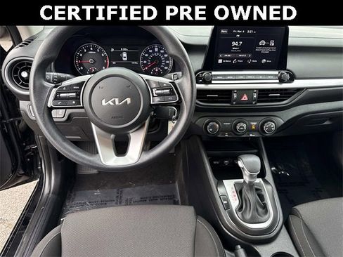 Used 2023 Kia Forte LXS image 17