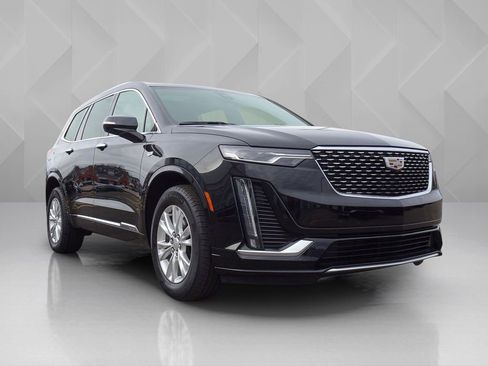 Certified 2023 Cadillac XT6 Luxury image 7