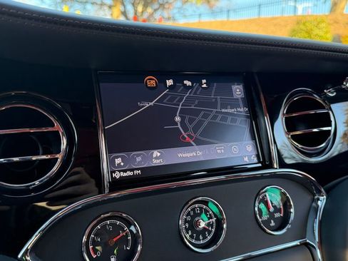 Used 2019 Bentley Mulsanne image 21