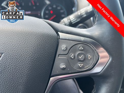 Used 2023 Chevrolet Traverse LT FWD image 8