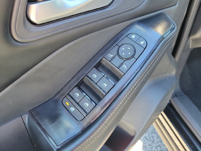 Used 2025 Nissan Rogue SV FWD image 9