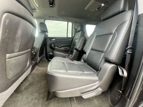 Used 2016 GMC Yukon XL SLT w/ Open Road Package image 19