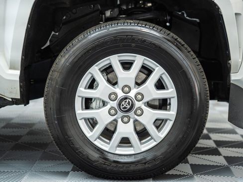 Certified 2025 Toyota Tacoma SR5 image 17