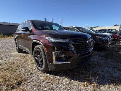 Used 2023 Chevrolet Traverse LT