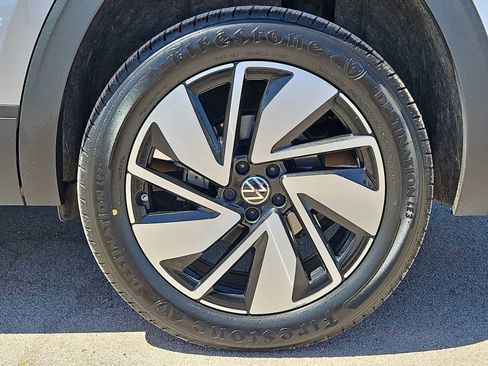 Used 2024 Volkswagen Atlas SE AWD/4WD image 13