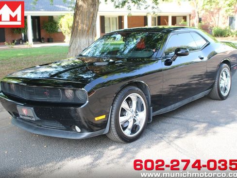 Used 2013 Dodge Challenger R/T Plus RWD image 1