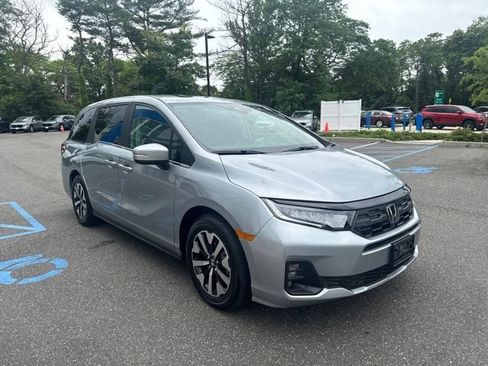 Used 2026 Honda Odyssey EX-L image 10