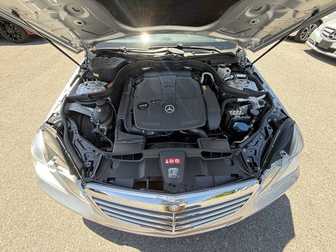 Used 2013 Mercedes-Benz E 350 4MATIC Sedan image 25
