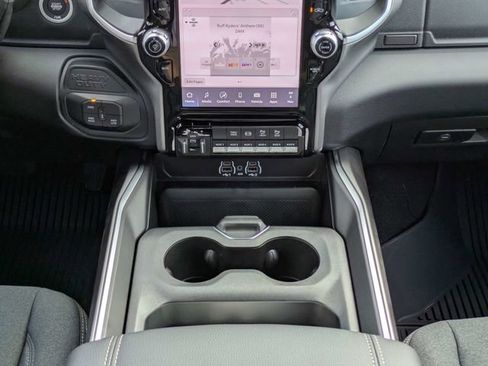 New 2026 RAM 2500 Big Horn AWD/4WD image 19