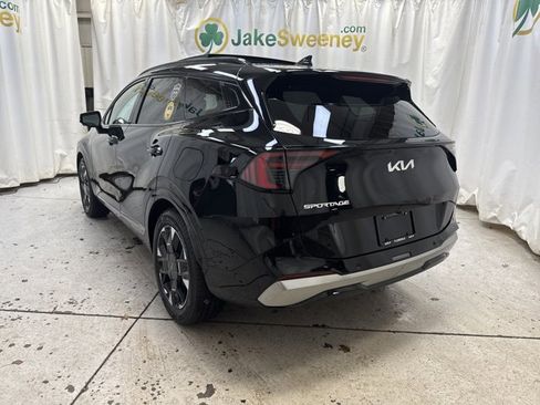 New 2026 Kia Sportage SX FWD image 6