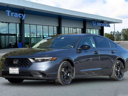 Certified 2025 Honda Accord SE image 14