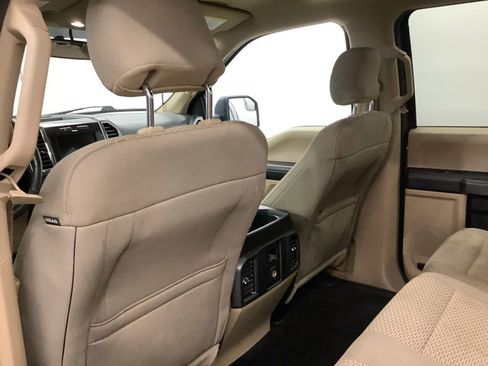Used 2016 Ford F150 XLT w/ Equipment Group 302A Luxury AWD/4WD image 8