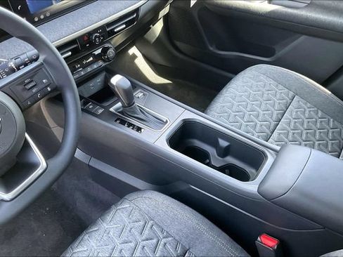 New 2026 Nissan Kicks SV w/ Cold Weather Package FWD image 6