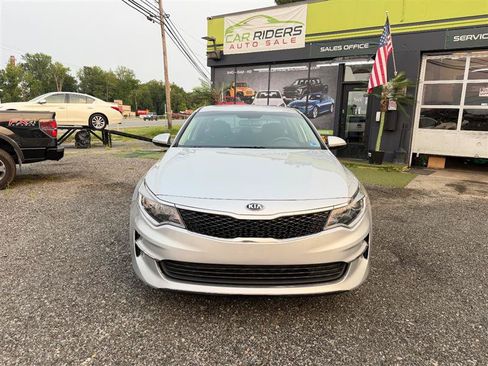 Used 2016 Kia Optima LX FWD image 2