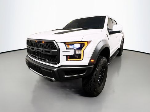 Used 2019 Ford F150 Raptor w/ Equipment Group 802A Luxury image 10