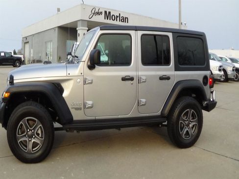 Certified 2019 Jeep Wrangler Unlimited Sport S AWD/4WD image 1