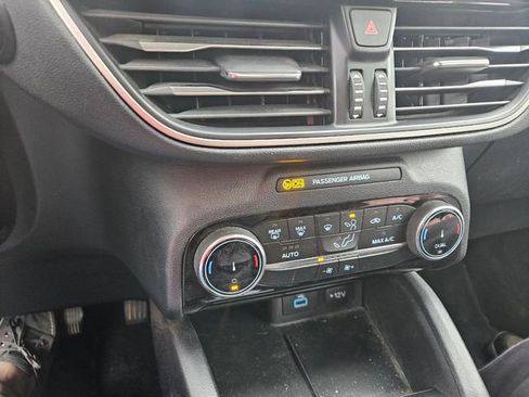 Used 2022 Ford Escape SE w/ Convenience Package image 12