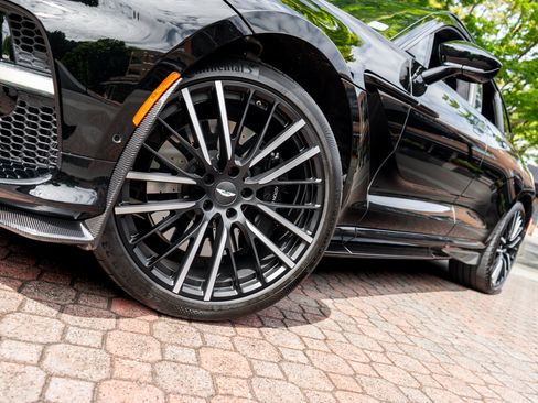 Used 2023 Aston Martin DBX 707 AWD/4WD image 42
