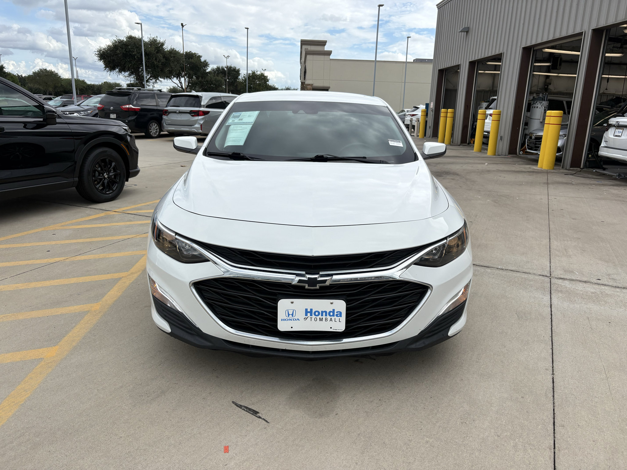 Used 2021 Chevrolet Malibu RS FWD image 3