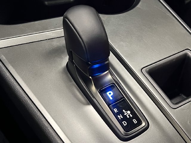 Certified 2025 Lexus UX 300h FWD image 20