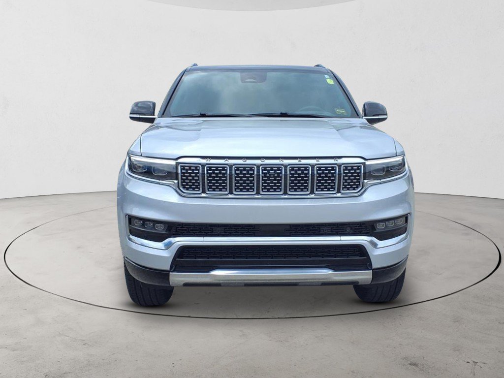 Used 2024 Jeep Grand Wagoneer Series III AWD/4WD image 2