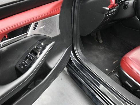 Used 2024 MAZDA MAZDA3 Hatchback w/ Appearance Package image 15