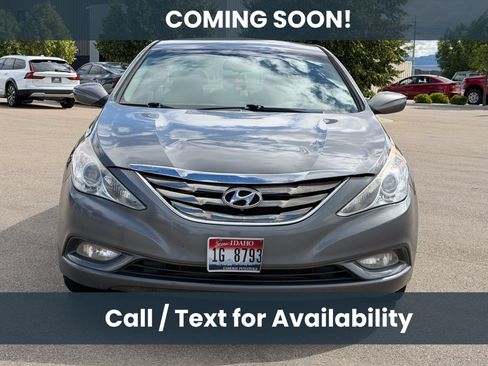 Used 2012 Hyundai Sonata SE FWD image 2