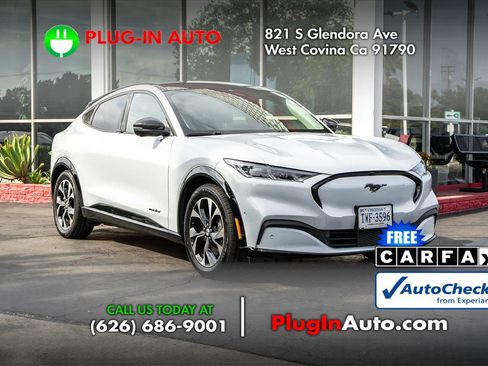 Used 2021 Ford Mustang Mach-E Premium image 3