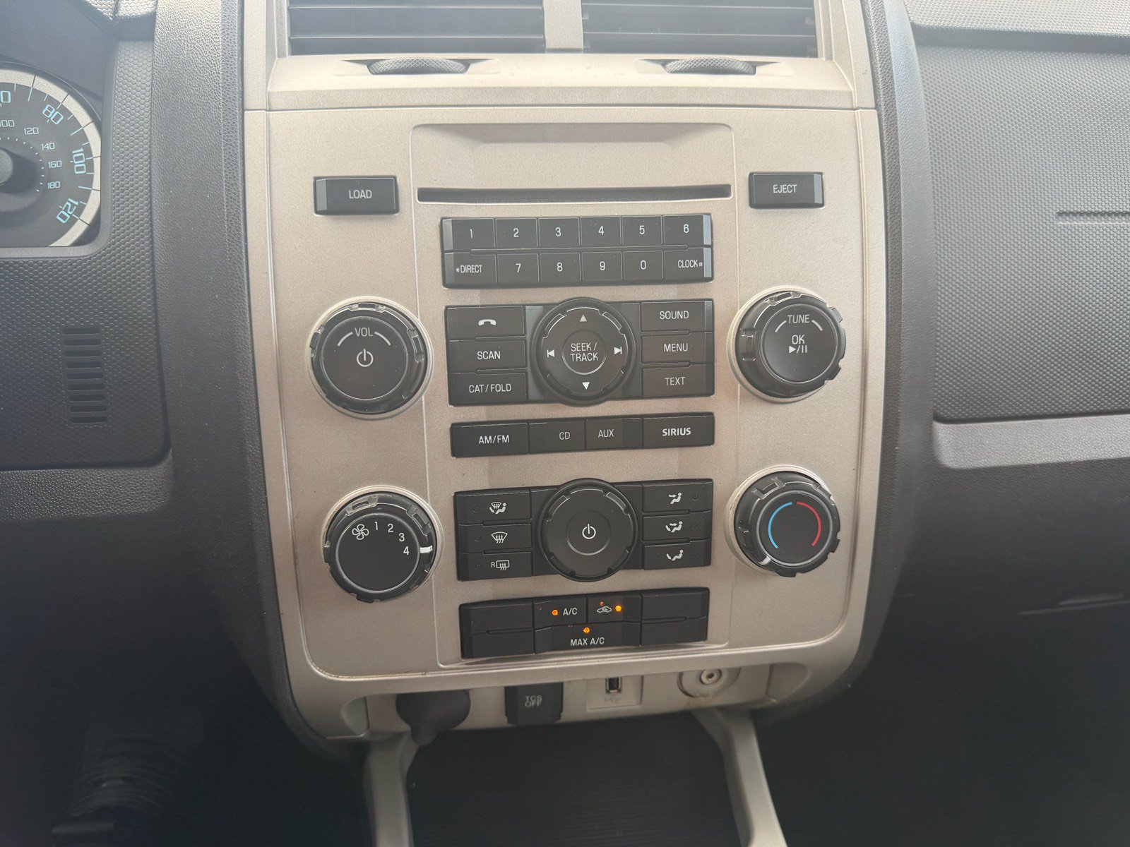 Used 2012 Ford Escape XLT FWD image 21