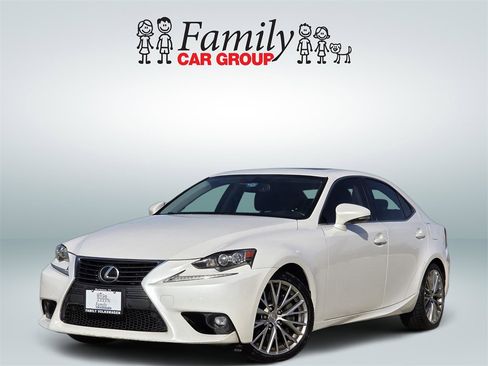Used 2016 Lexus IS 200t image 1