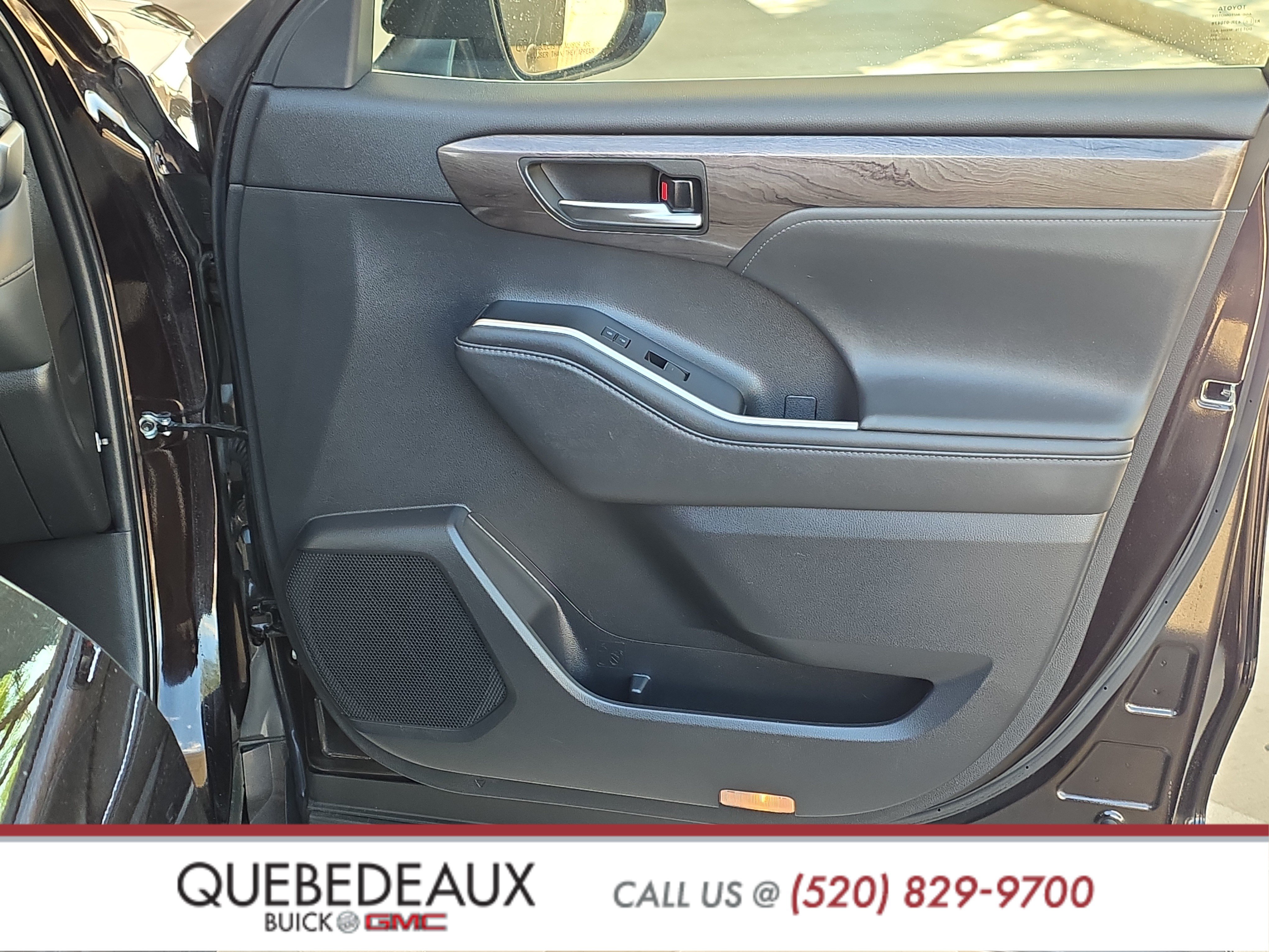 Used 2022 Toyota Highlander Platinum AWD/4WD image 30