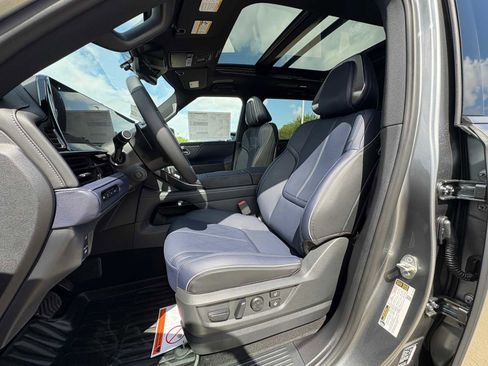 New 2026 INFINITI QX80 4WD w/ Sport Exterior Package image 15