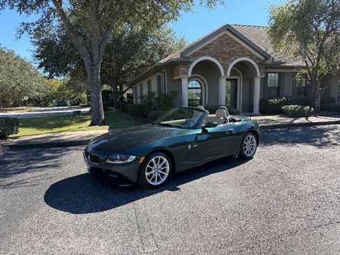 Used 2008 BMW Z4 3.0i image 2