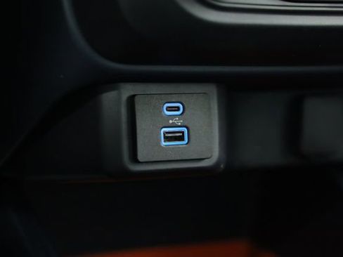 Used 2022 Ford Maverick XLT image 23