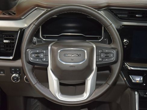 Used 2024 GMC Sierra 1500 Denali w/ Denali Reserve Package AWD/4WD image 37