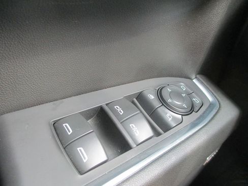 Used 2024 GMC Sierra 1500 SLT w/ SLT Premium Plus Package image 27