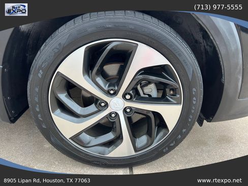 Used 2016 Hyundai Tucson Limited w/ Option Group 03 FWD image 11