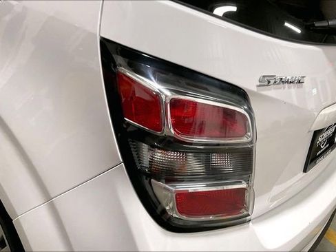 Used 2020 Chevrolet Sonic LT image 30