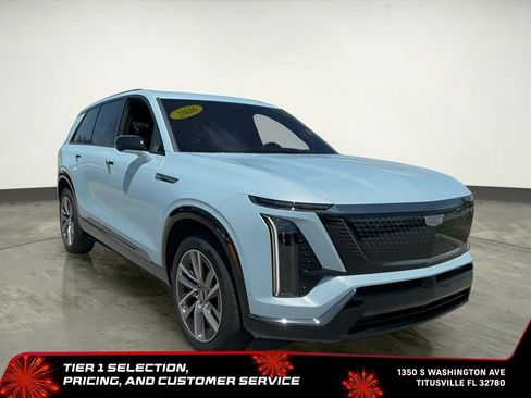 Used 2026 Cadillac Vistiq Sport w/ LPO, Floor Liner Package AWD/4WD image 17