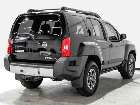 Used 2015 Nissan Xterra PRO-4X AWD/4WD image 5