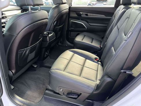 Used 2024 Kia Telluride SX image 7