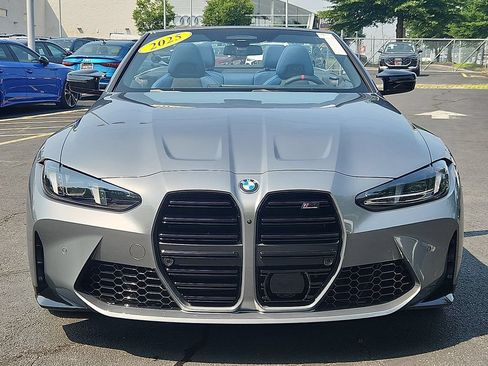 Used 2025 BMW M4 xDrive Competition AWD/4WD image 8